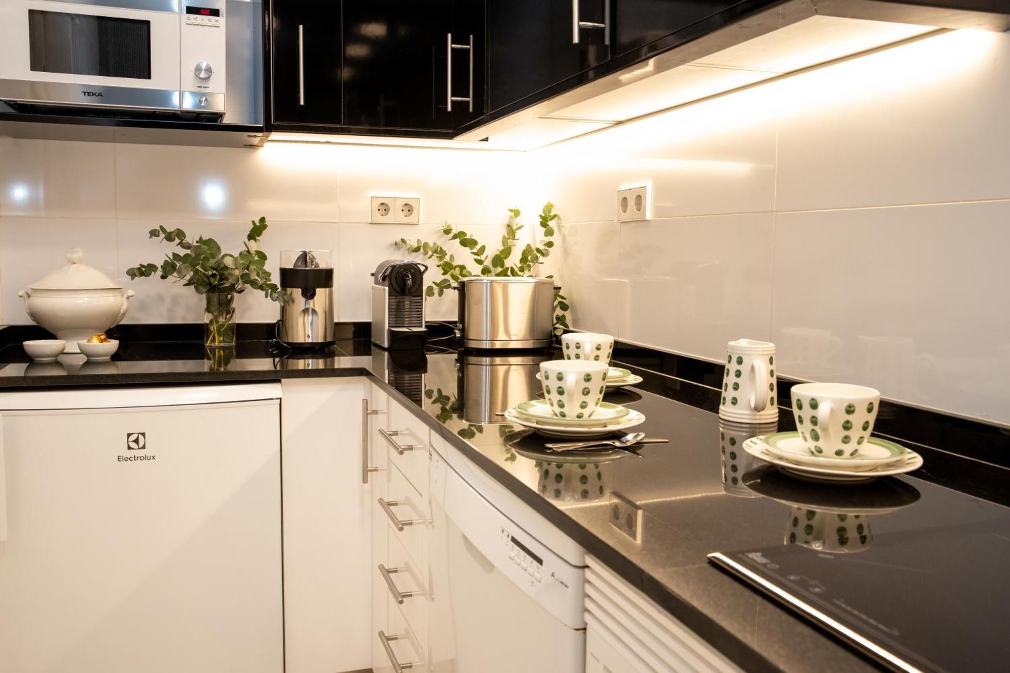 Apartamentos Principe 7 มาดริด ภายนอก รูปภาพ